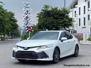 Toyota Camry 2.5 Hybrid 2022