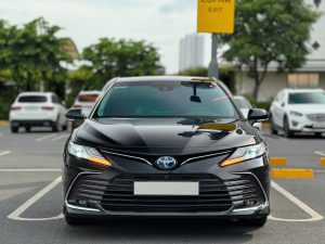 Sedan - Toyota Camry 2.5HV - 2024